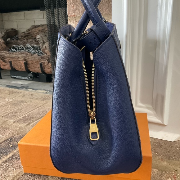 Sold Stunning Rare Louis Vuitton Montaigne MM Blue - Picture 5 of 14